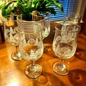 Libbey Frosty Pines Gilded Rim Christmas Winter 7" Water Glasses 10 Oz. Excellen